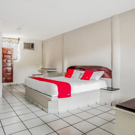 Oyo Hotel Jaguar Cancun Luaran gambar