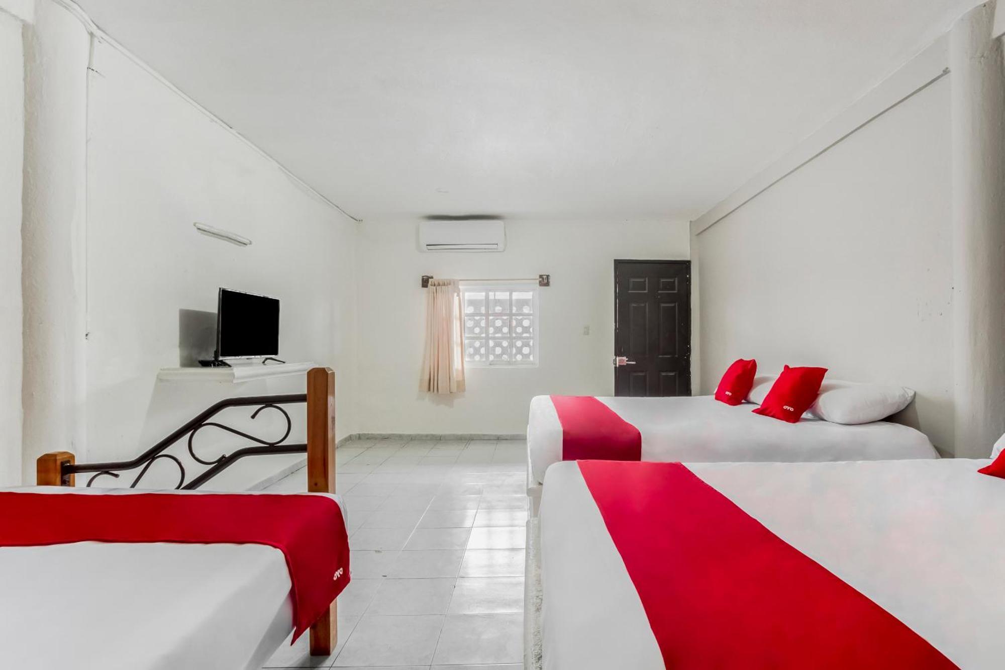 Oyo Hotel Jaguar Cancun Luaran gambar
