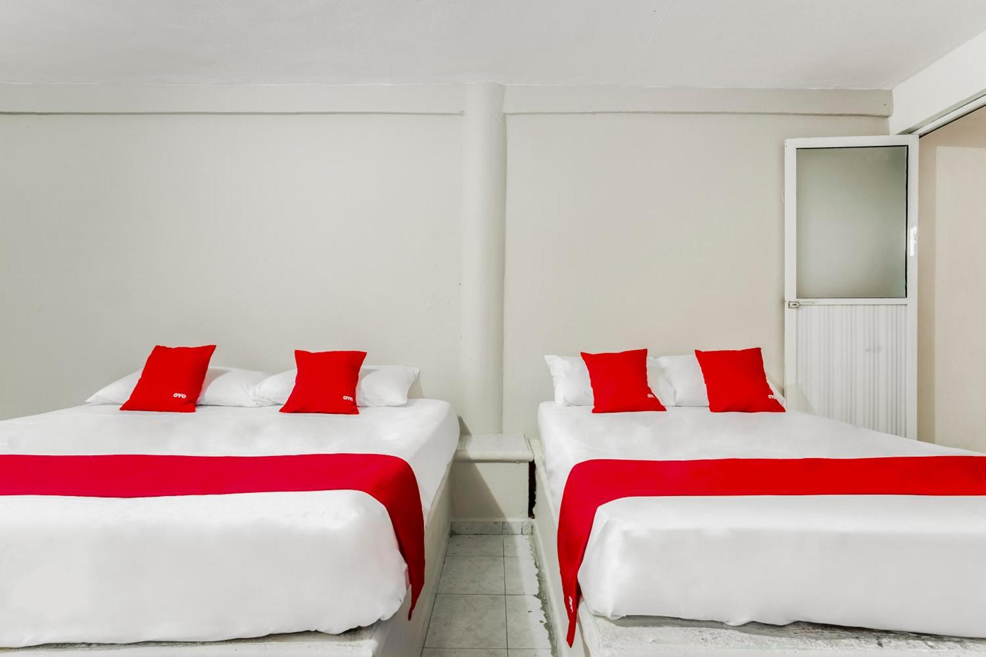 Oyo Hotel Jaguar Cancun Luaran gambar