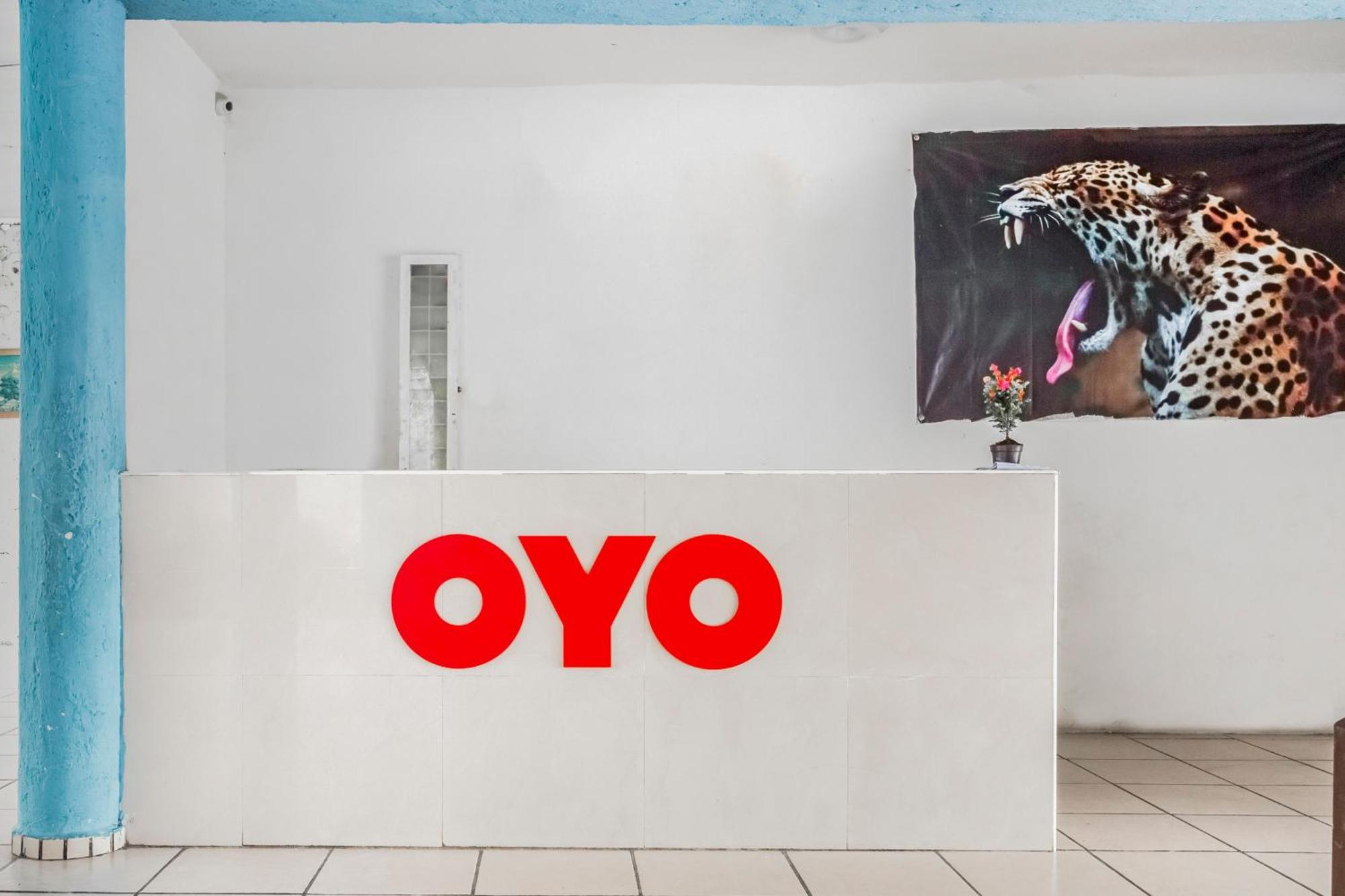 Oyo Hotel Jaguar Cancun Luaran gambar