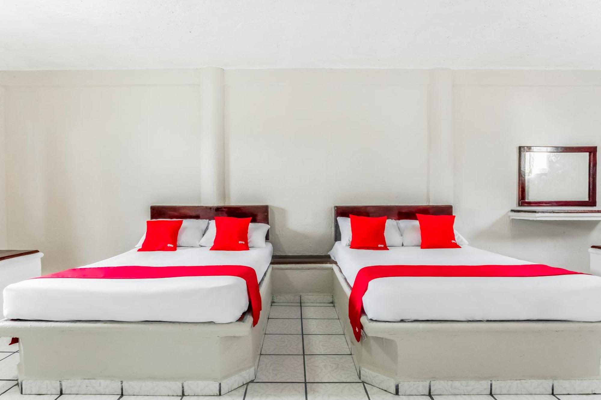 Oyo Hotel Jaguar Cancun Luaran gambar
