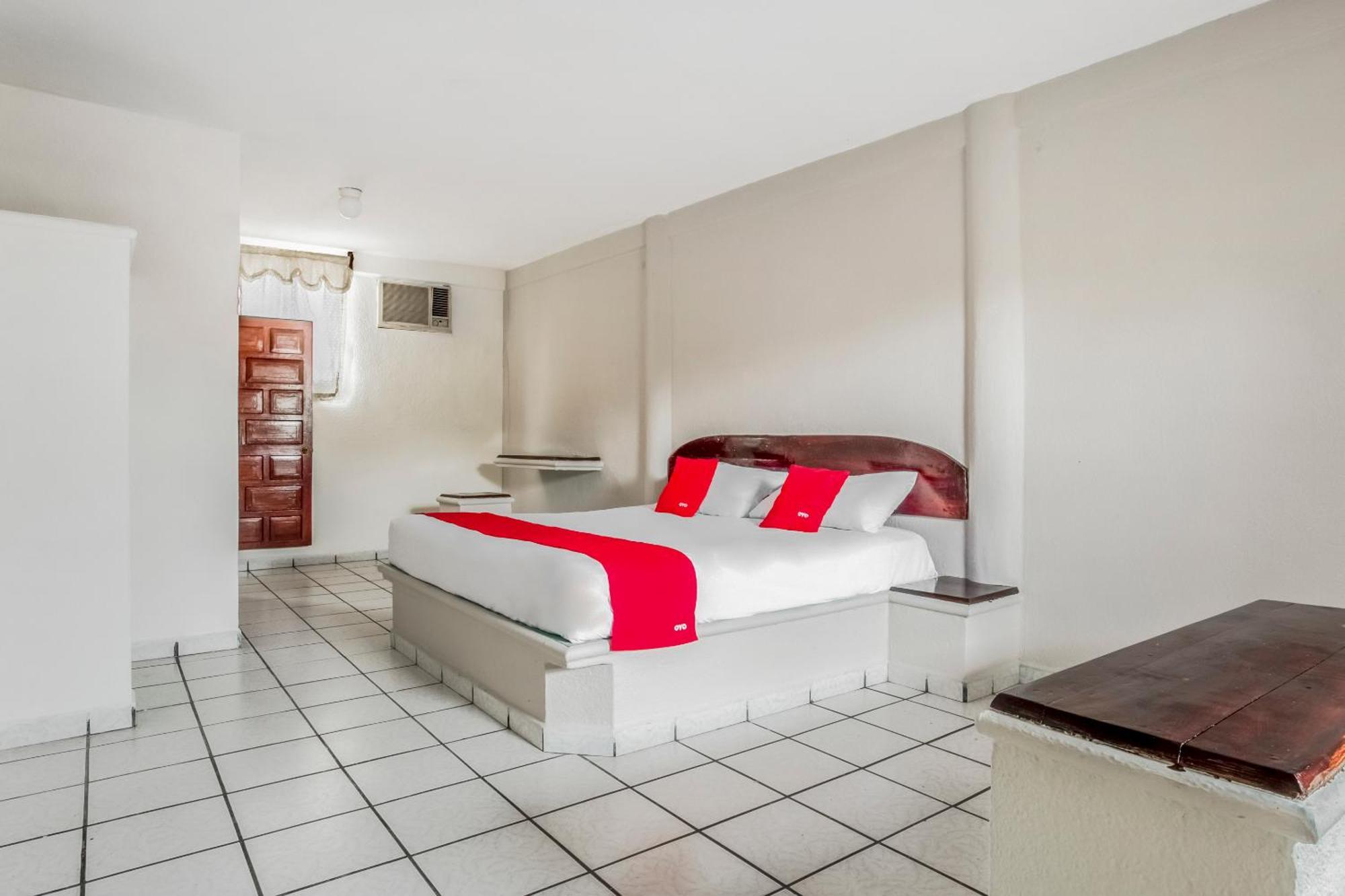 Oyo Hotel Jaguar Cancun Luaran gambar